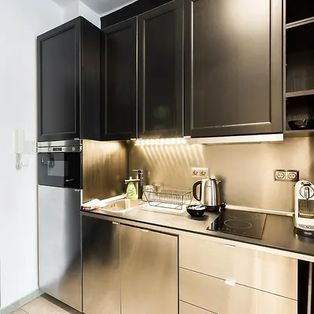 Bright Studio With Parliament View, Free Parking